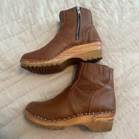 Troentorp Clog Boots - Picture 3 of 7